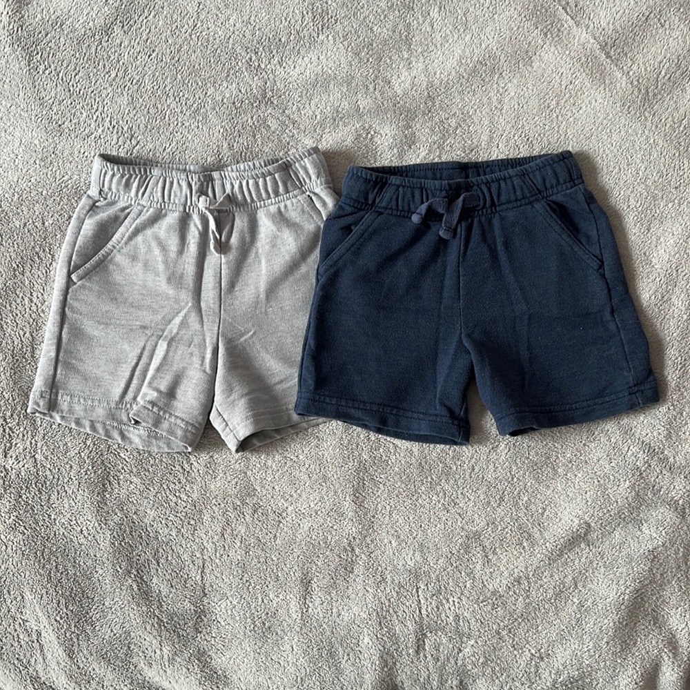 2 pair of 2T Cat & Jack shorts